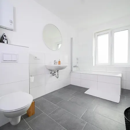 Deluxe - 1 & 2 Bedroom - Zentral - 10 Min Messe Dusseldorf