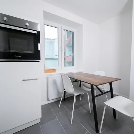 Deluxe - 1 & 2 Bedroom - Zentral - 10 Min Messe Apartment Dusseldorf