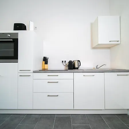 Apartment Deluxe - 1 & 2 Bedroom - Zentral - 10 Min Messe *